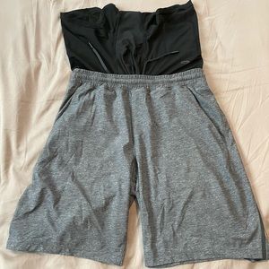 Lululemon 9-in Lined Pace breaker Shorts Size M